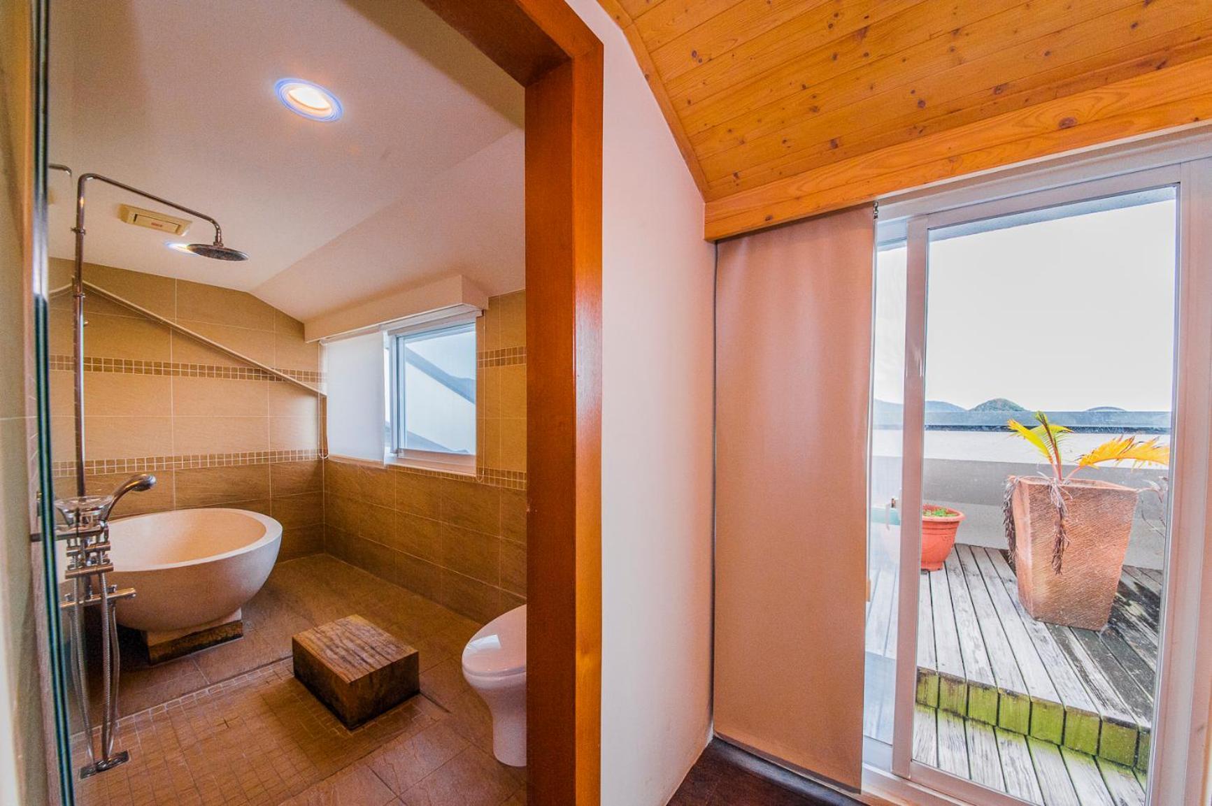 Seasons Bali Fashion Inn Kenting Exterior photo